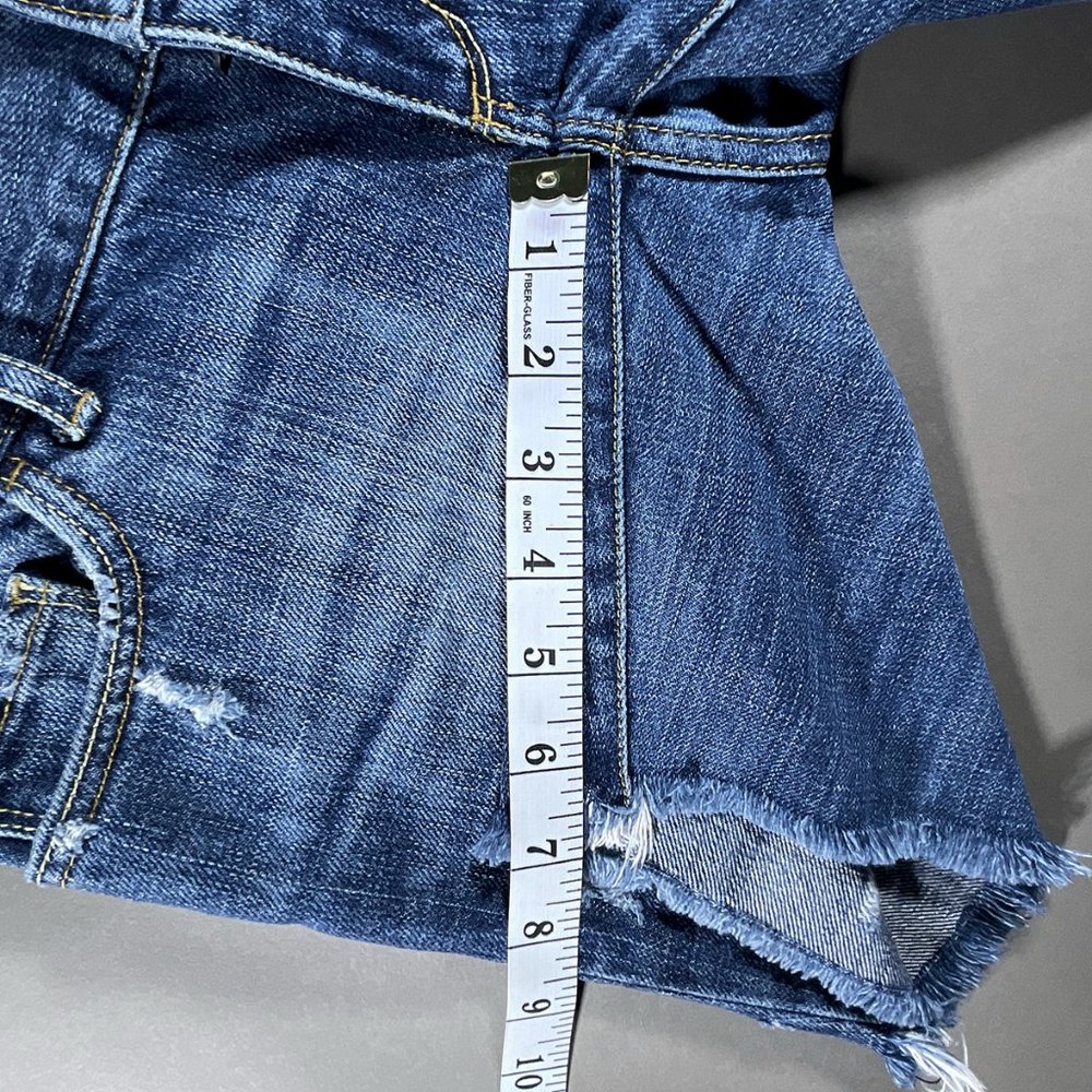 Abercrombie & Fitch Distressed Low Rise Jean Shorts‎ Size 0 - Picture 5 of 10